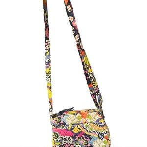 #verabradley crossbody purse.